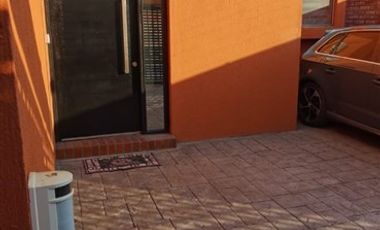 Casa en venta de 3 dorm. en Huechuraba