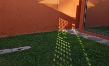 Casa en venta de 3 dorm. en Huechuraba