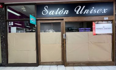 Se vende Local Comercial Mall Mirage