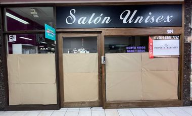 Se vende Local Comercial Mall Mirage