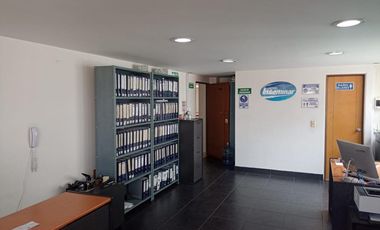 oficina en arriendo en chico. Cod A51693