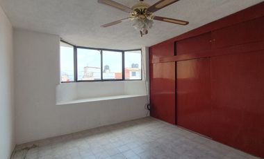 CUMBRES DEL VALLE, CASA EN RENTA 10656 RCR