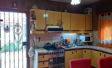 Casa en venta en Villa Dominico