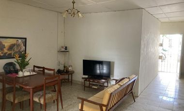 casa-local en venta en centro. Cod V12079