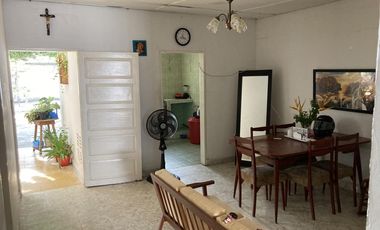 casa-local en venta en centro. Cod V12079