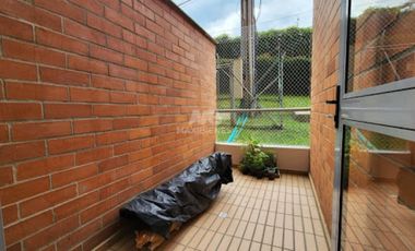 apartamento en venta en viviendas del sur. Cod V55506