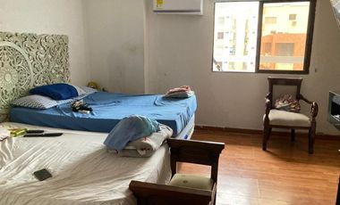 apartamento en venta en altos de riomar. Cod V105681