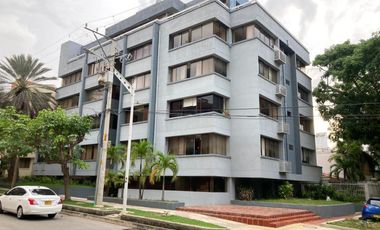 apartamento en venta en altos de riomar. Cod V105681
