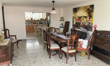 apartamento en venta en altos de riomar. Cod V105681