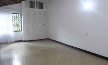 PR13020, CASA A LA VENTA EN SECTOR LOS NARANJOS / EL POBLADO.