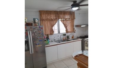 SE VENDE CASA EN BRISAS DEL GOLF DE 319MT2