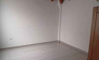 casa en arriendo en carmen de viboral. Cod A64451