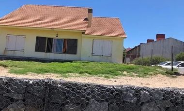 Casa en venta en Mar del Tuyu