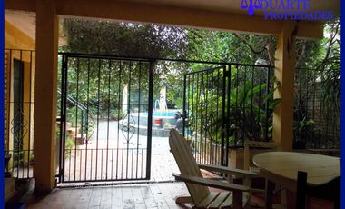 V. PUEYRREDON CASA SOBRE TERRENO PROPIO 6 AMBIENTES + DEPENDENCIA COMPLETA ** TOMO MENOR VALOR 3-4 AMB**