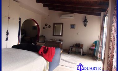 V. PUEYRREDON CASA SOBRE TERRENO PROPIO 6 AMBIENTES + DEPENDENCIA COMPLETA ** TOMO MENOR VALOR 3-4 AMB**