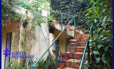 V. PUEYRREDON CASA SOBRE TERRENO PROPIO 6 AMBIENTES + DEPENDENCIA COMPLETA ** TOMO MENOR VALOR 3-4 AMB**