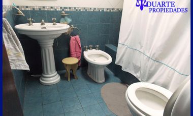 V. PUEYRREDON CASA SOBRE TERRENO PROPIO 6 AMBIENTES + DEPENDENCIA COMPLETA ** TOMO MENOR VALOR 3-4 AMB**