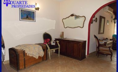 V. PUEYRREDON CASA SOBRE TERRENO PROPIO 6 AMBIENTES + DEPENDENCIA COMPLETA ** TOMO MENOR VALOR 3-4 AMB**