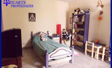 V. PUEYRREDON CASA SOBRE TERRENO PROPIO 6 AMBIENTES + DEPENDENCIA COMPLETA ** TOMO MENOR VALOR 3-4 AMB**