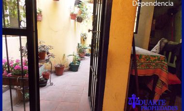 V. PUEYRREDON CASA SOBRE TERRENO PROPIO 6 AMBIENTES + DEPENDENCIA COMPLETA ** TOMO MENOR VALOR 3-4 AMB**