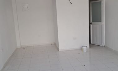 local en arriendo en urbanizacion la granja. Cod A118746