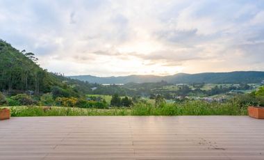 casa en arriendo/venta en la calera. Cod V17962