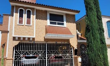 Casa en venta en Cerradas de Anáhuac Sector Premier, Escobedo