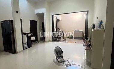 Nego Sampai Deal Rumah di Rungkut Asri Timur Dekat Kawasan Merr Surabaya
