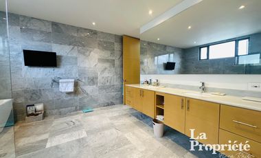 casa en arriendo/venta en el nogal. Cod V293