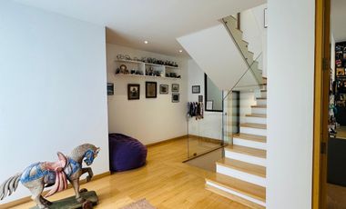 casa en arriendo/venta en el nogal. Cod V293