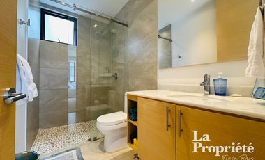 casa en arriendo/venta en el nogal. Cod V293