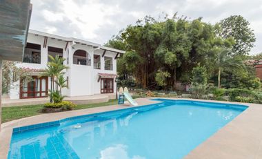 Casa en alquiler en Cali. Cod A5620