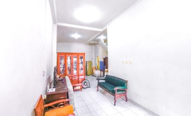 Rumah LT 370 Hadap Timur 8 Menit ke Lippo Mall Kramat Jati J-46878