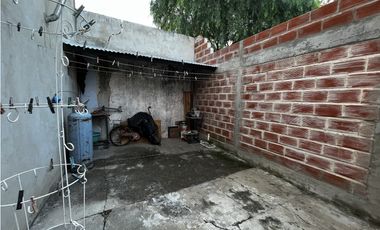 Vendo Casa con Local en Concepción del Uruguay, Entre Ríos.