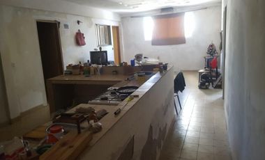 28 COCHERAS + VIVIENDA EN ZONA CENTRO - Sta Teresita,