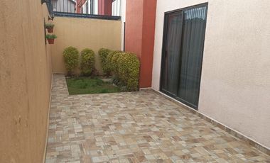 Casa venta  en Metepec con amenidades