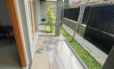 turun harga Rumah baru jalam utama Komplek budi indah dekat setraduta