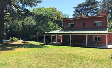 Quinta 6 Ambientes En Venta - Francisco Alvarez, Moreno