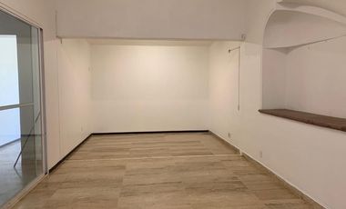 PROPIEDAD IDEAL PARA NEGOCIO U OFICINAS