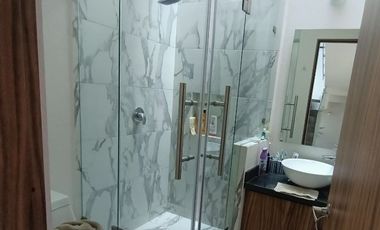Venta de Exclusiva Residencia en Residencial La Vista