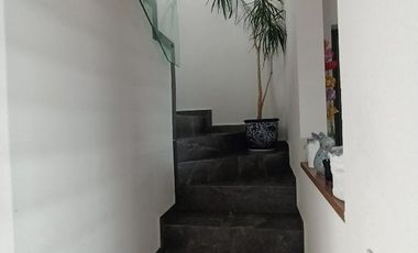 Venta de Exclusiva Residencia en Residencial La Vista