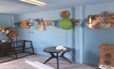 Casa con Locales Comerciales en Venta en Villanueva, Zac.