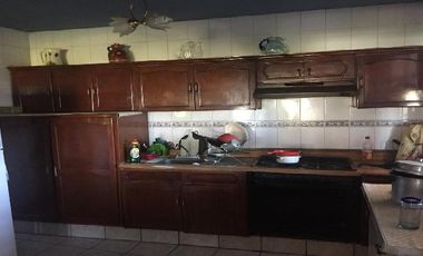 Casa con Locales Comerciales en Venta en Villanueva, Zac.