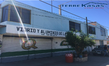 Casa con Locales Comerciales en Venta en Villanueva, Zac.