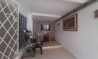 CASA EN VENTA BARRIO CENTRO | 5157
