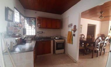 CASA EN VENTA BARRIO CENTRO | 5157