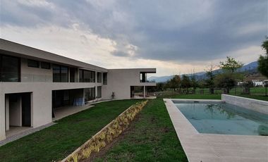 Casa en arriendo en Lo Barnechea