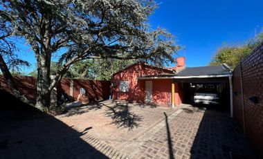 VENTA DE CASA DE 6 AMBIENTES - LOTE DE 550 M² - PILETA - 100 M² CUBIERTOS - MONTE GRANDE