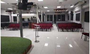 SE ALQUILA LOCAL EN OBARRIO DE DOS NIVELES |  800MT2
