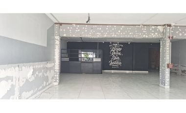 SE ALQUILA LOCAL EN OBARRIO DE DOS NIVELES |  800MT2